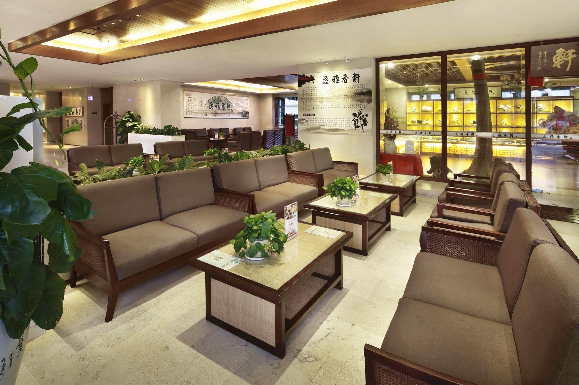 Gentle Grown Sanya Seashore Hotel Esterno foto