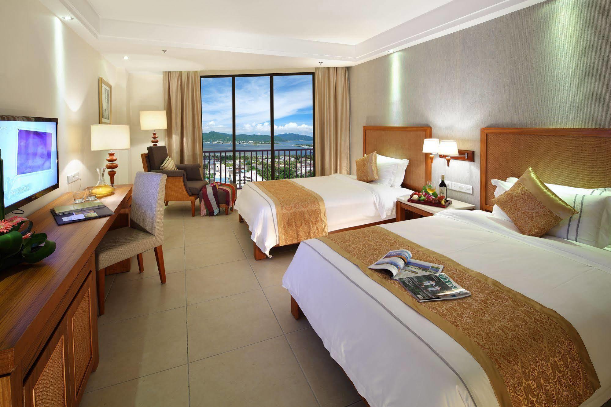 Gentle Grown Sanya Seashore Hotel Esterno foto