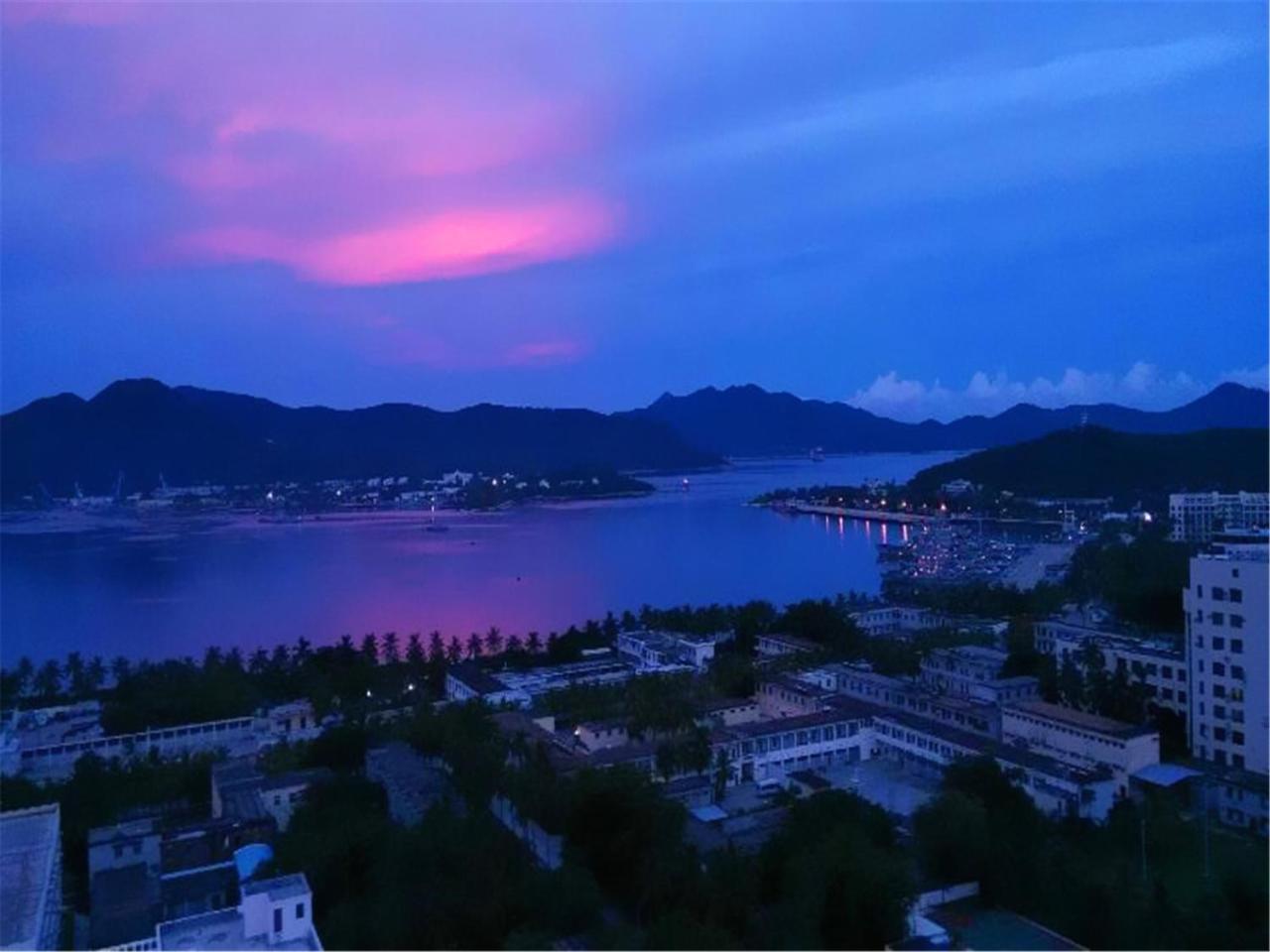 Gentle Grown Sanya Seashore Hotel Esterno foto